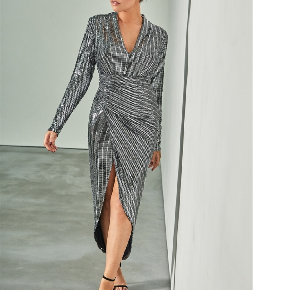 Norahe silver v neck sequin bodycon dress